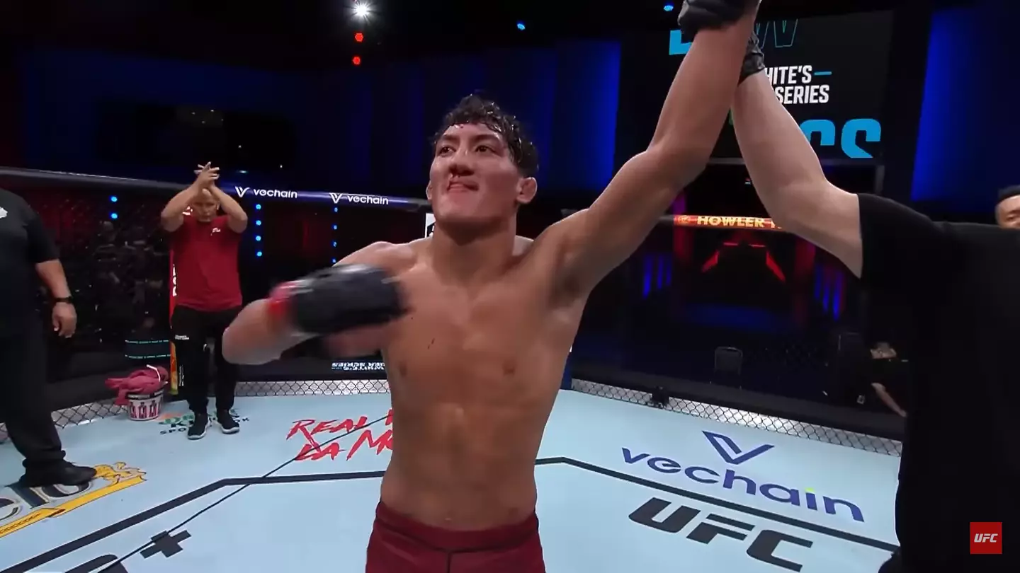 Raul Rosas Jr beat Mando Gutierrez to become the youngest fighter in UFC history.