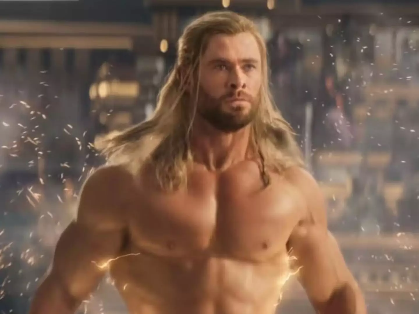 Chris Hemsworth needs to keep in shape for his various roles.