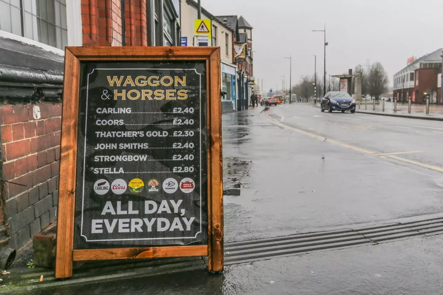 Punters reckon they have found the 'cheapest pub in Britain' that continues to drop prices for its customers.