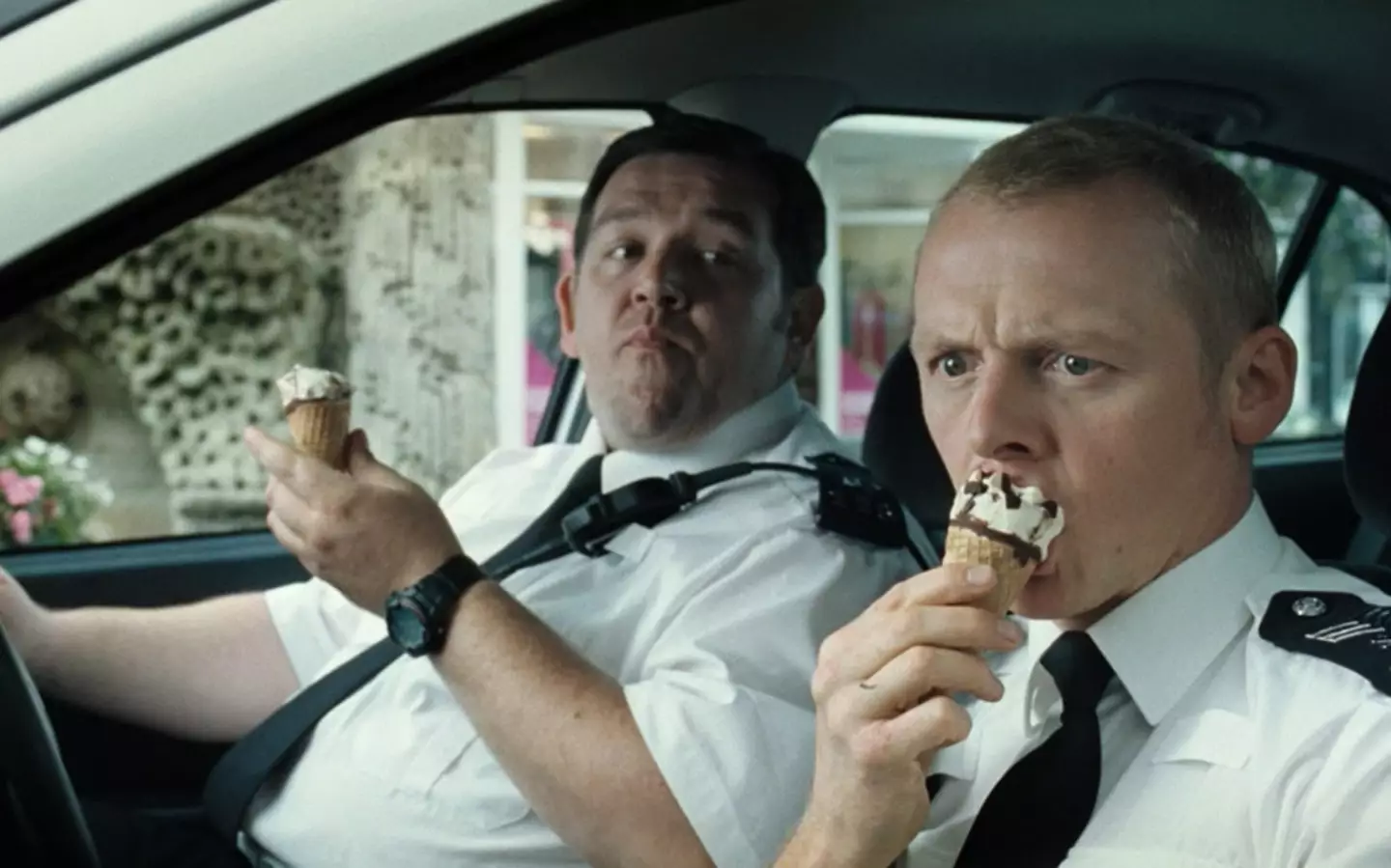 Frost and Pegg in Hot Fuzz.