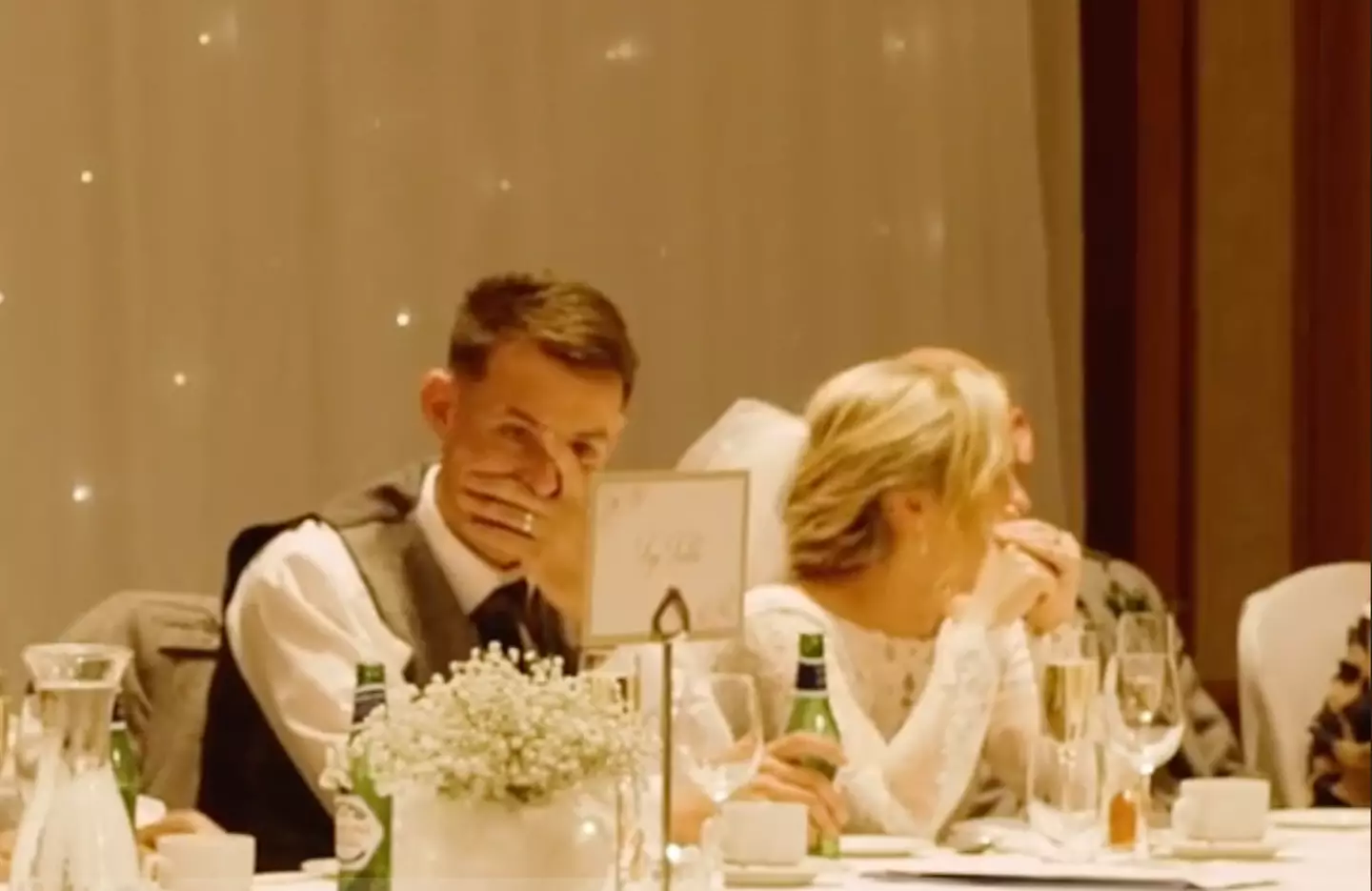 The bride and groom were left completely red faced at the speech. TikTok / @weareoneweddingfilms