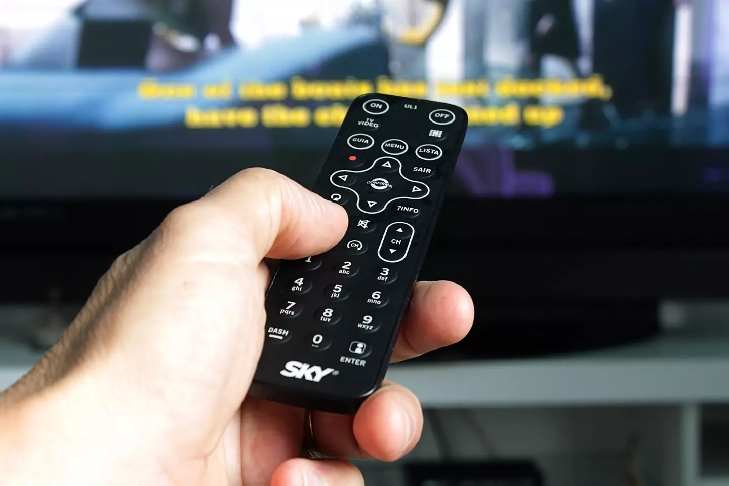 Thanks to remote controls, movie scenes can now be paused by the second.
