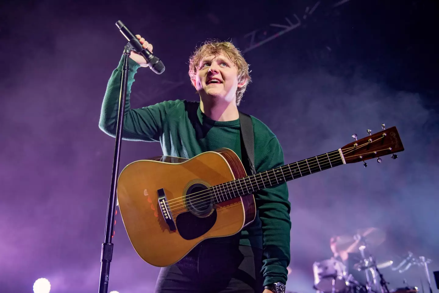 Lewis Capaldi revealed the message he had from his mum on Twitter.