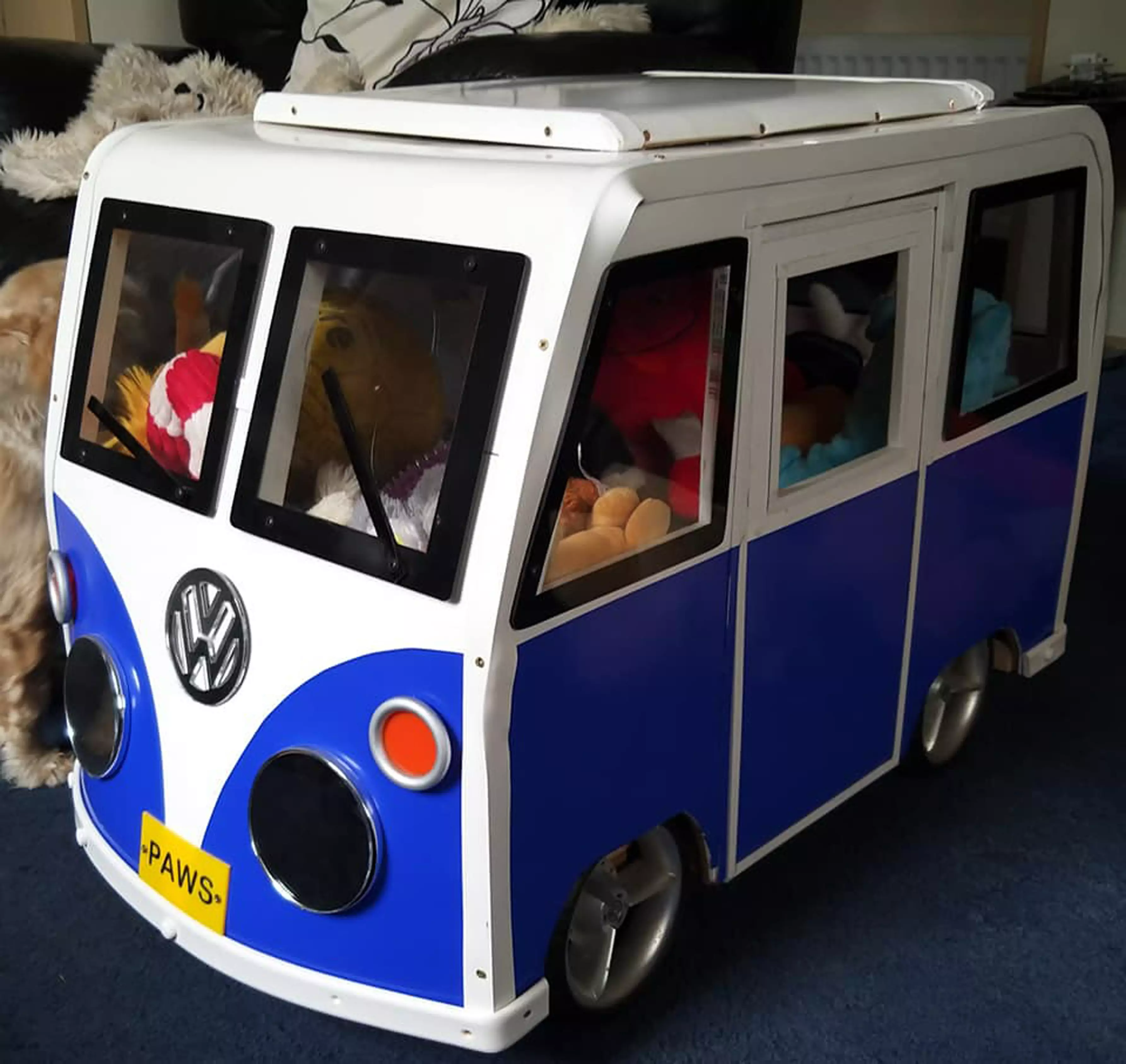 Who wouldn't want to travel in one of these? (