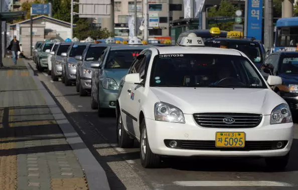 Taxi Drivers Have Been Revealing The Deep Dark Secrets That Passengers Have Told Them