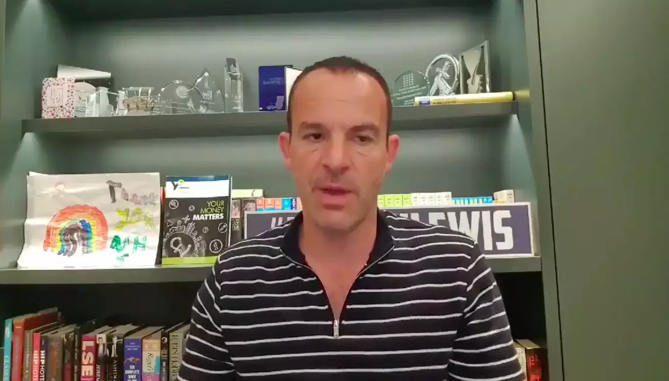 Martin Lewis offered advice to those who pay cash (