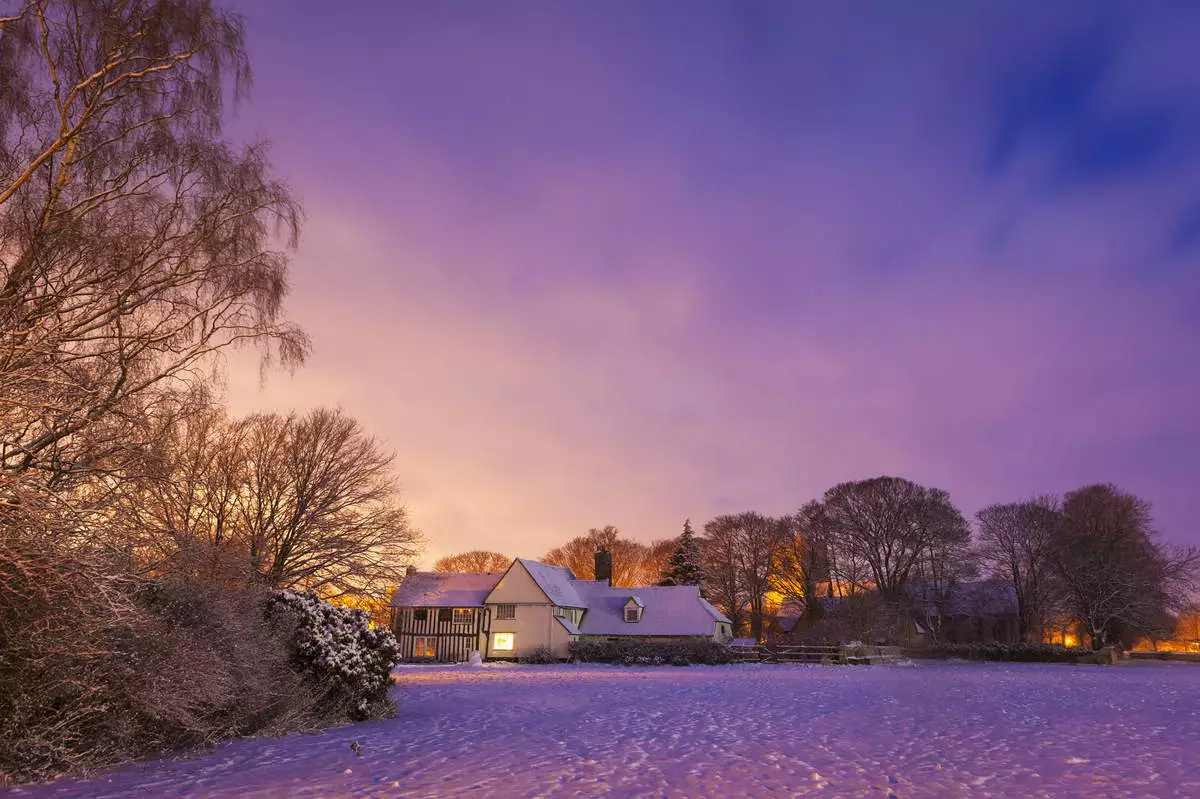 The UK could wake up to snow tomorrow (Stock image credit: PA)