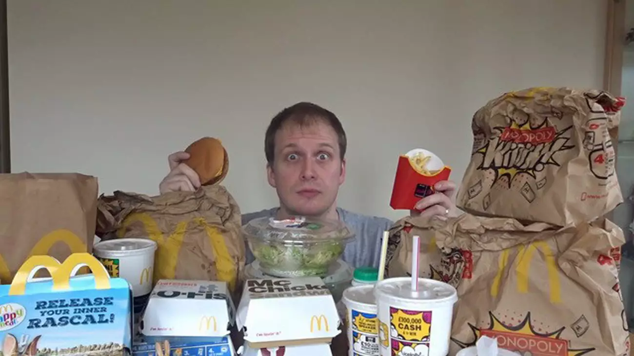 Man Eats Nothing But McDonald's For A Week And Loses Weight 