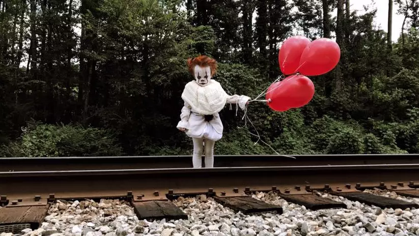 Young Kid Dresses Up In ‘It’ Costume And It’s Scarier Than The Movie