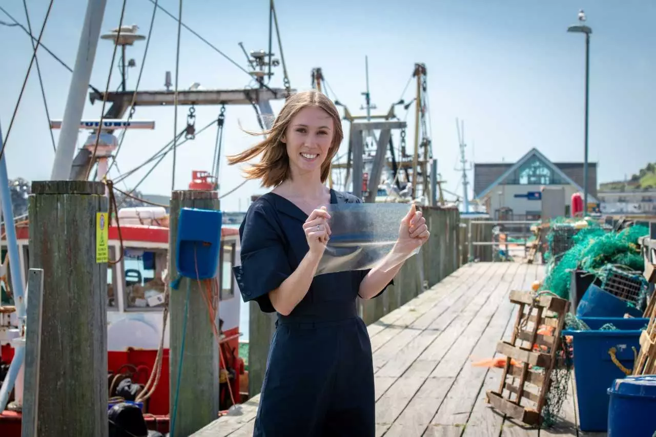 Lucy Hughes has invented a new bioplastic called Marinatex, made using fish skin and red algae.