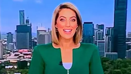​Viewers Reckon This Newsreader’s Outfit Looks Like A ‘Penis’