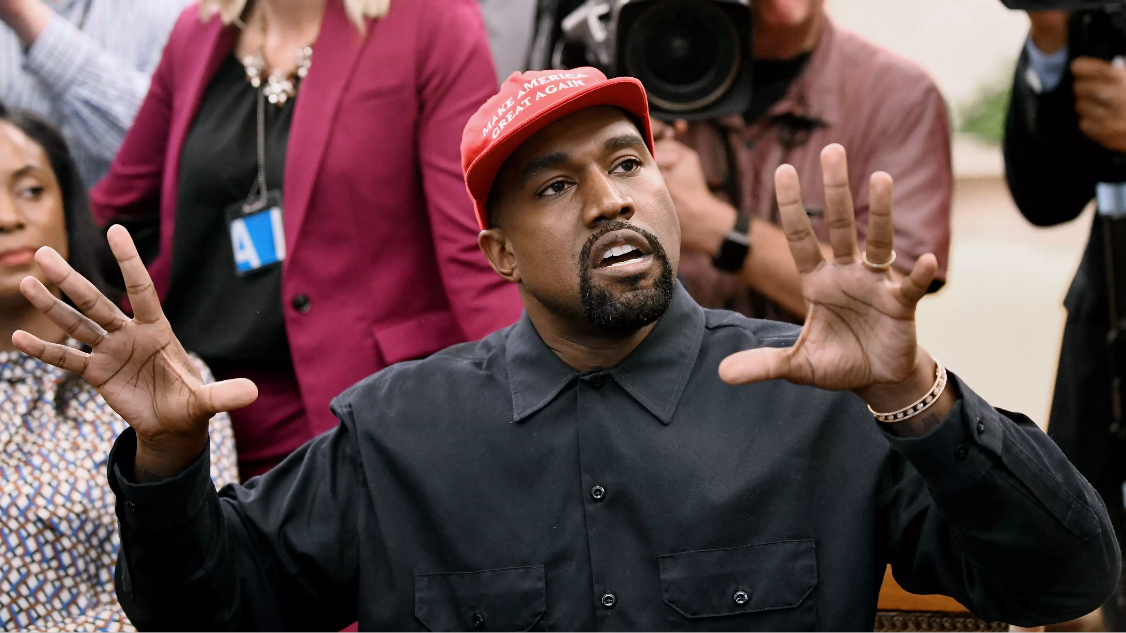 Kanye West Blames Hand Injury On 'Texting Too Much'