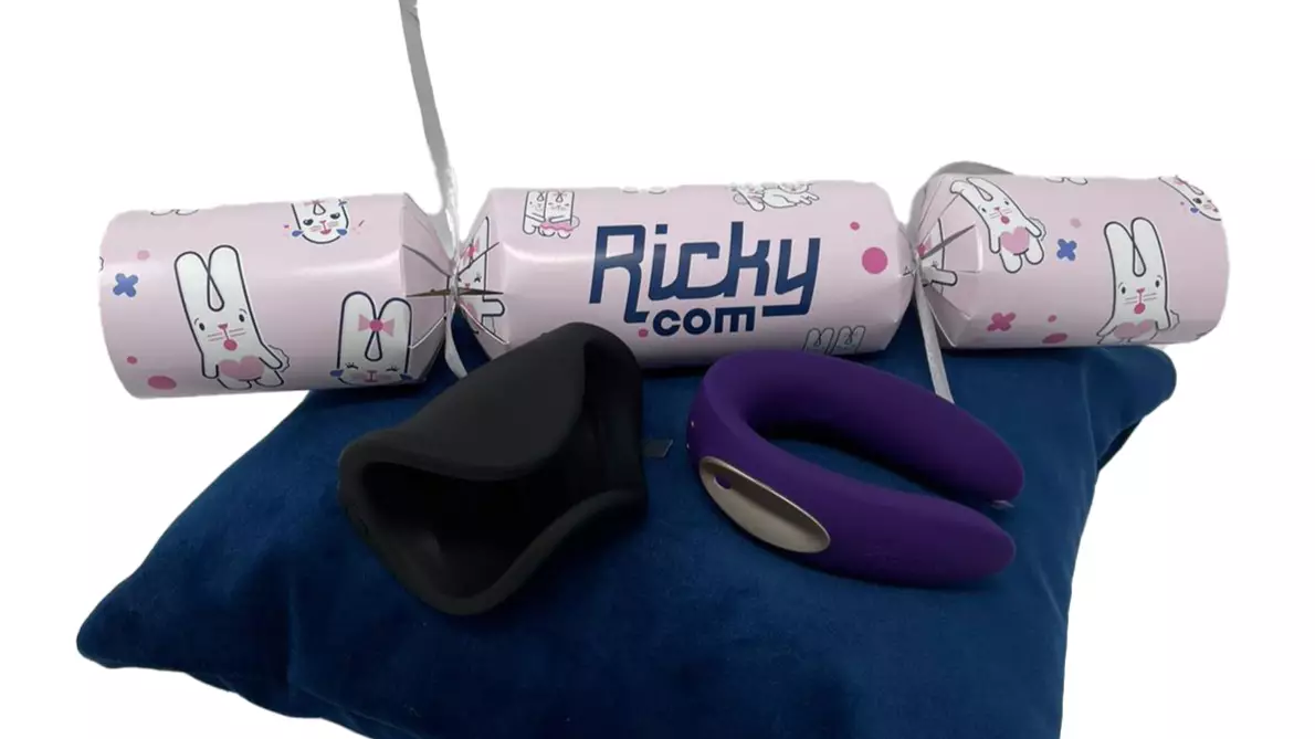 You Can Buy Christmas Crackers With Sex Toys Inside Them 