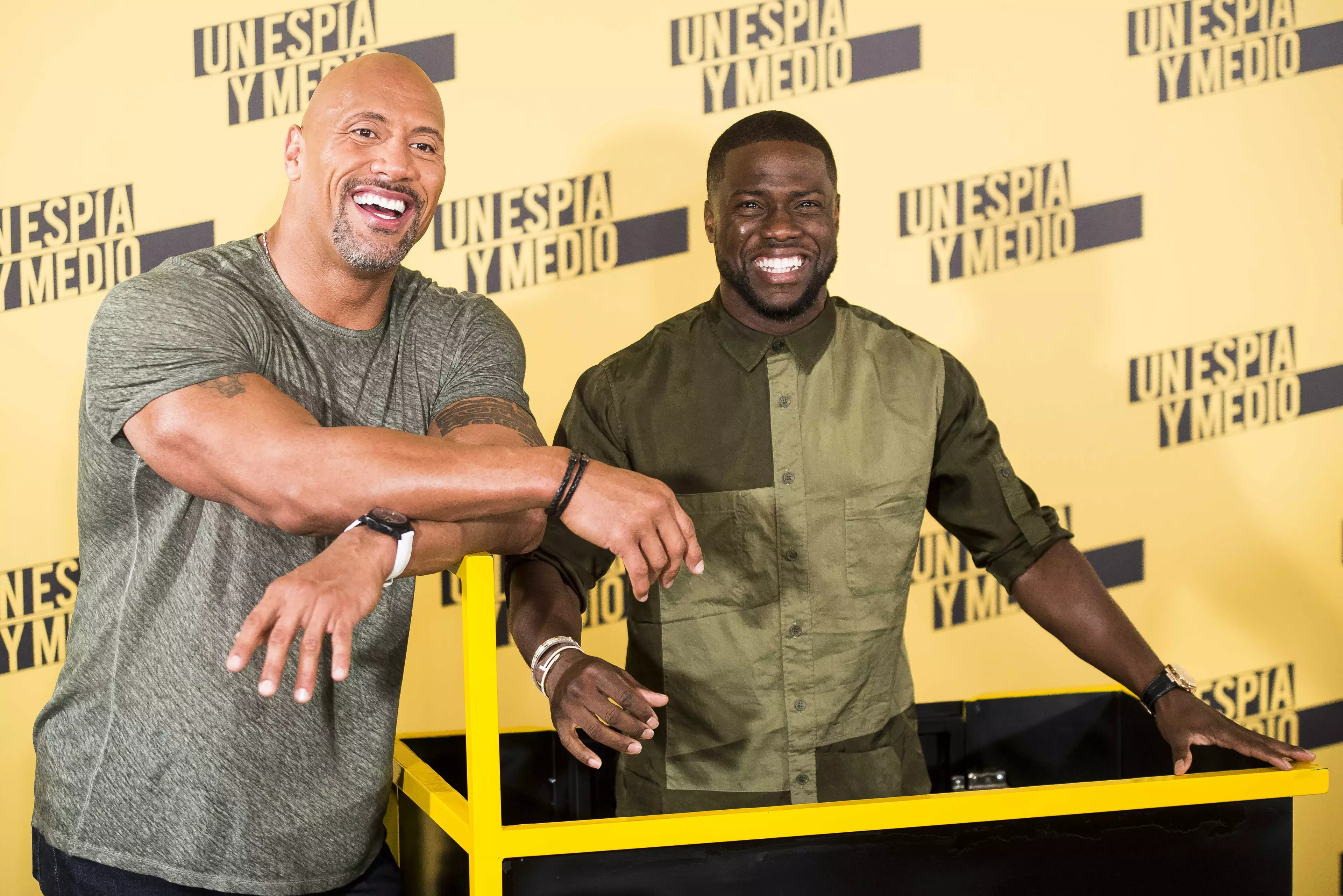 Kevin Hart Roasts Dwayne Johnson Over The Rock’s Baby Daughter Photo 