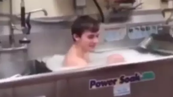 Fast Food Employee Fired After Being Filmed Taking Bath In Restaurant Sink