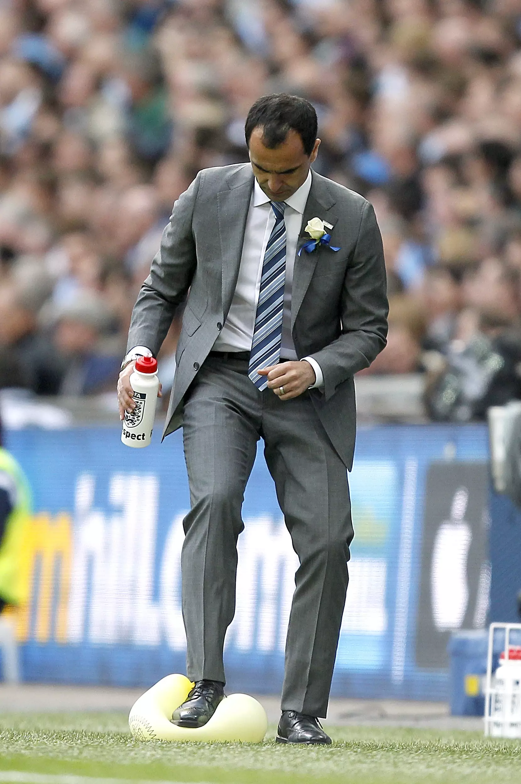 Roberto Martinez looks like he would be in favour of a balloon ban.