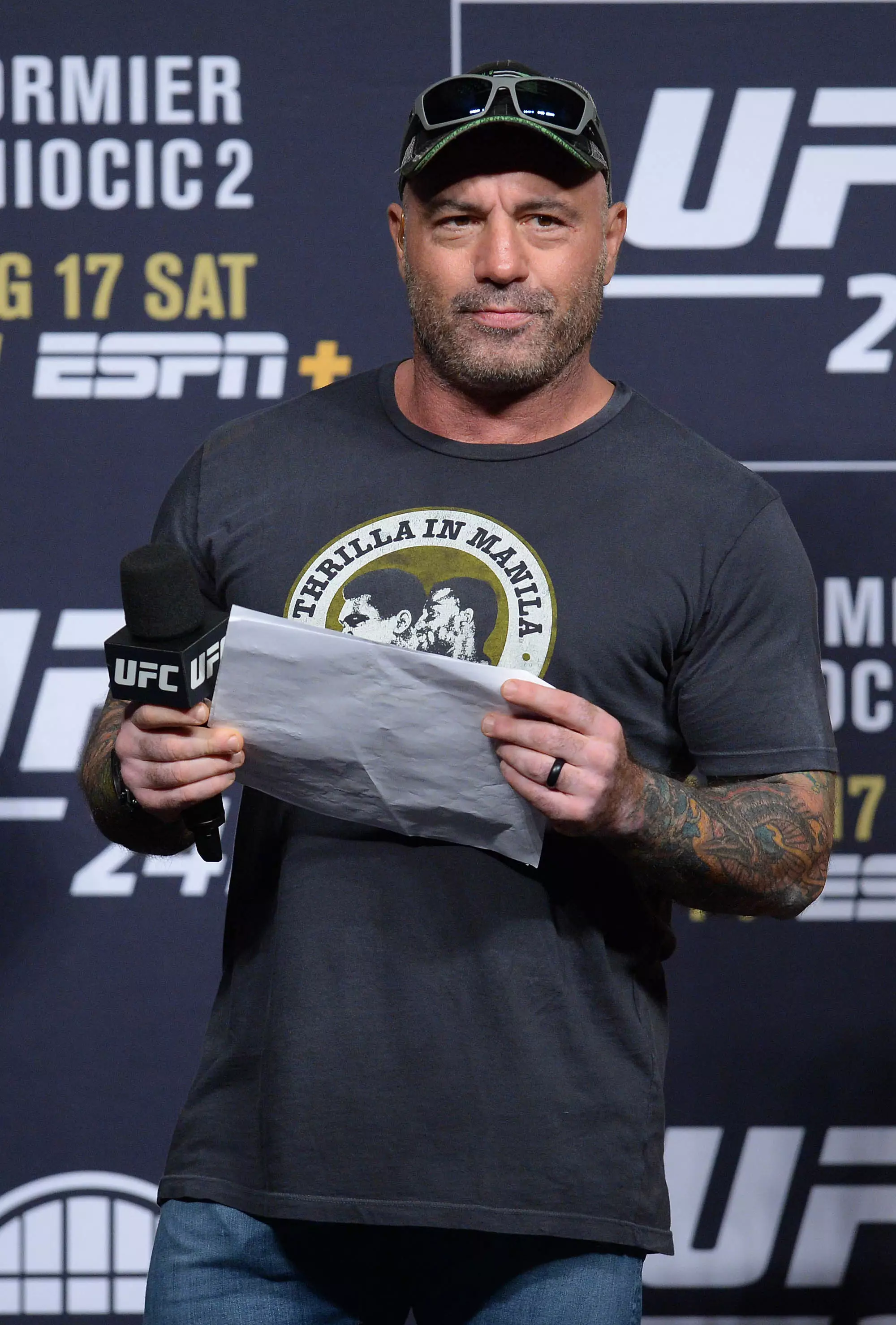 It wasn't all plain-sailing for Rogan, however, he also suffered with explosive diarrhea.