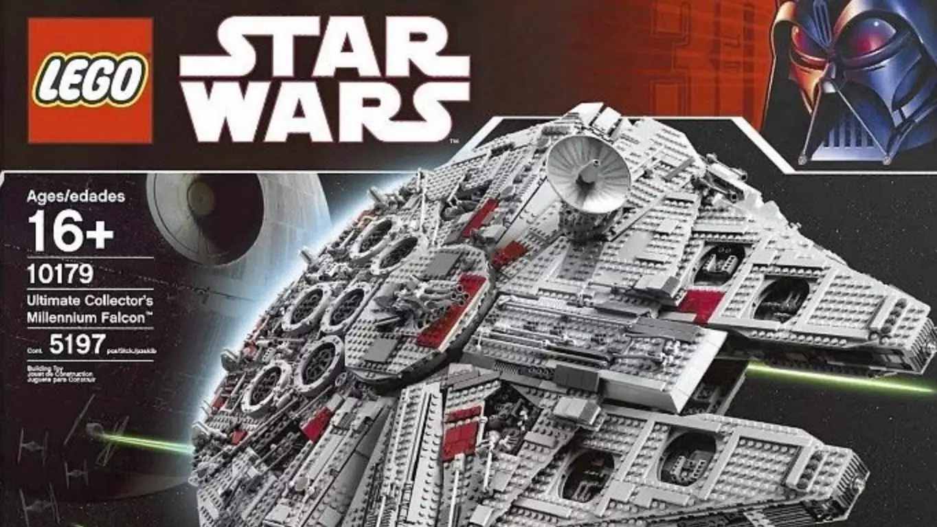 Aussies Are Flogging Their Unused Lego Sets For More Than $10,000 On eBay