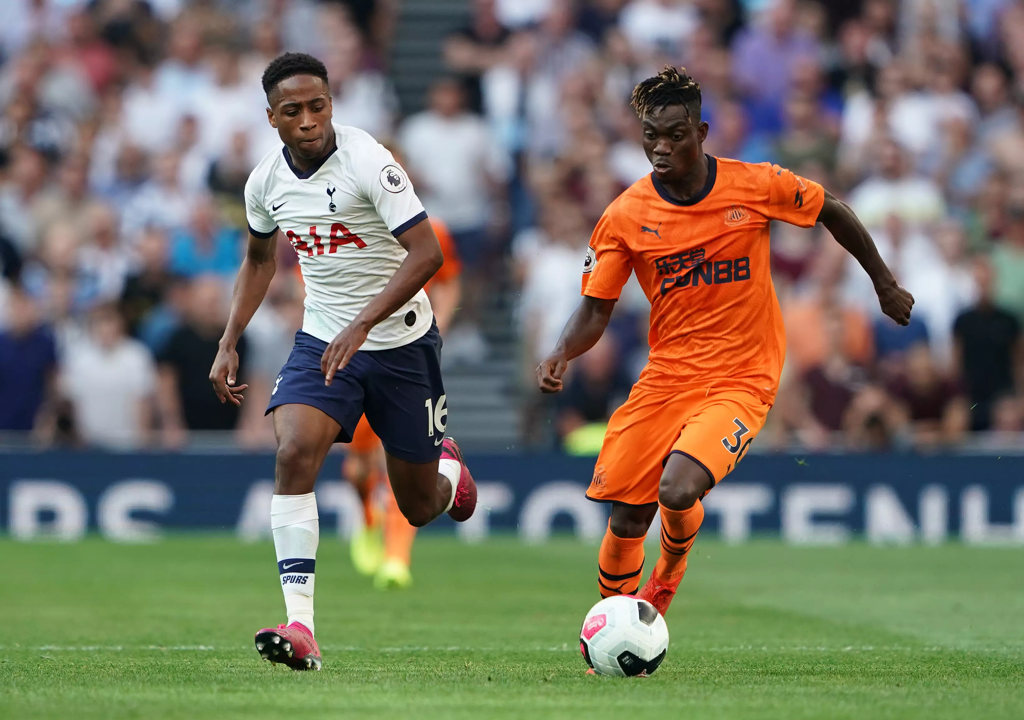 Walker-Peters playing against Newcastle United. Image: PA Images
