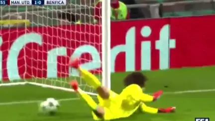 Watch: Benfica 'Keeper Mile Svilar Scores Ridiculously Unlucky Own Goal