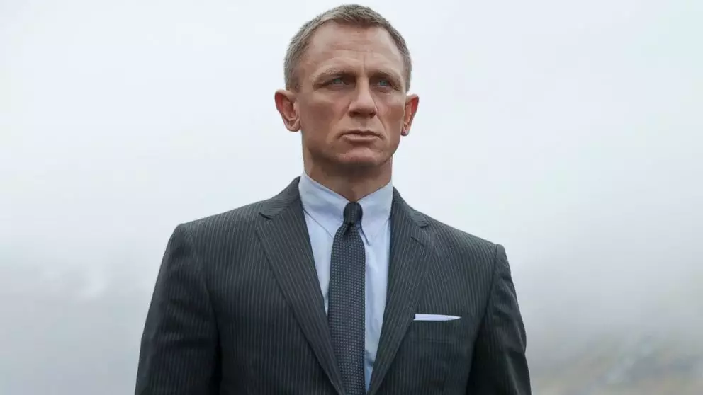 The REAL Daniel Craig as James Bond.