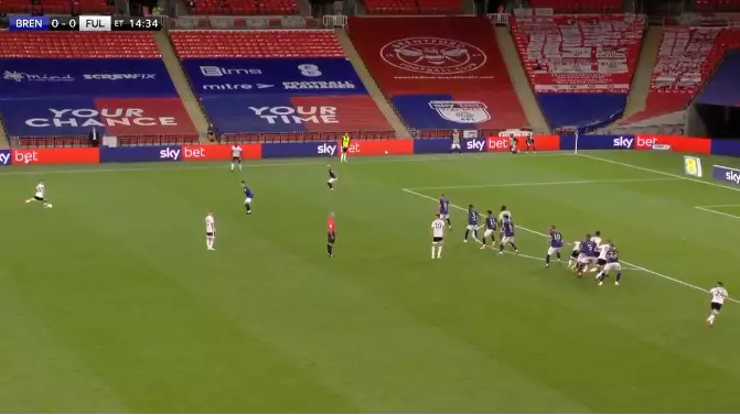 Joe Bryan Scores Spectacular 35 Yard Free-Kick For Fulham In Championship Play-Off Final