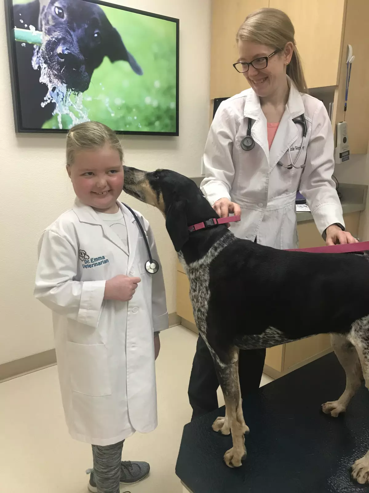 Emma spent a day as a guest veterinarian.