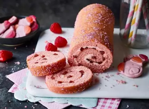 The Percy Pig Swiss Roll will tickle you pink (