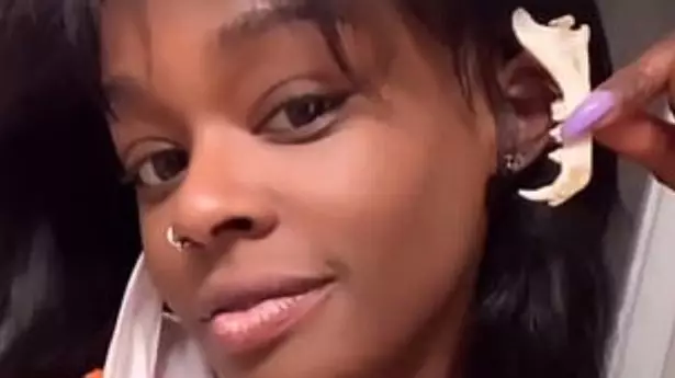 Azealia Banks Now Wants To Turn Her Dead Cat Into Earrings