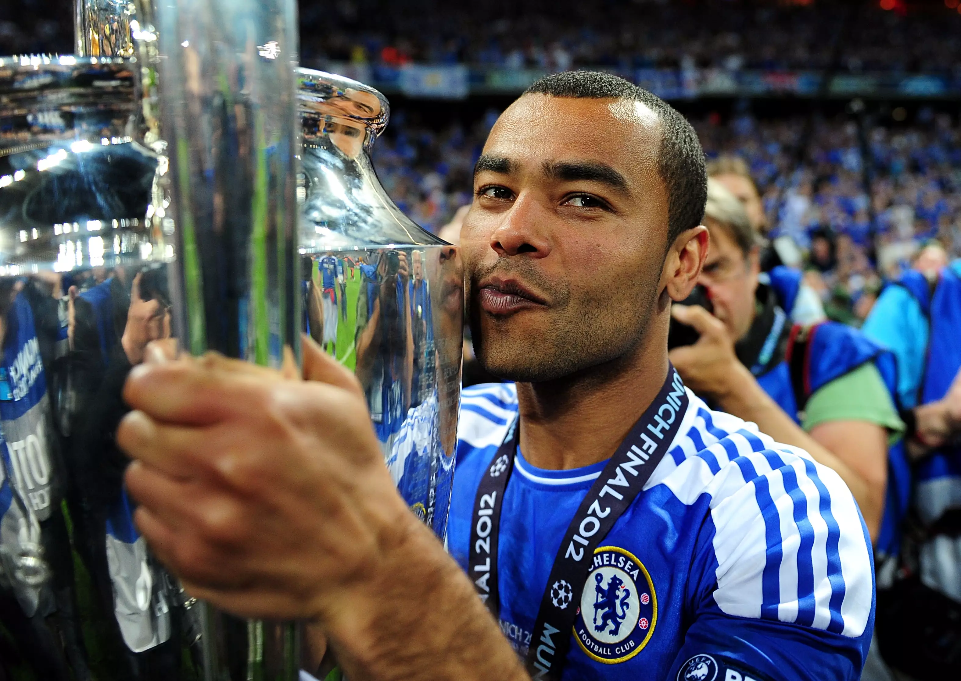 Ashley Cole Emphatically Shoots Down Spurs Fan On Social Media