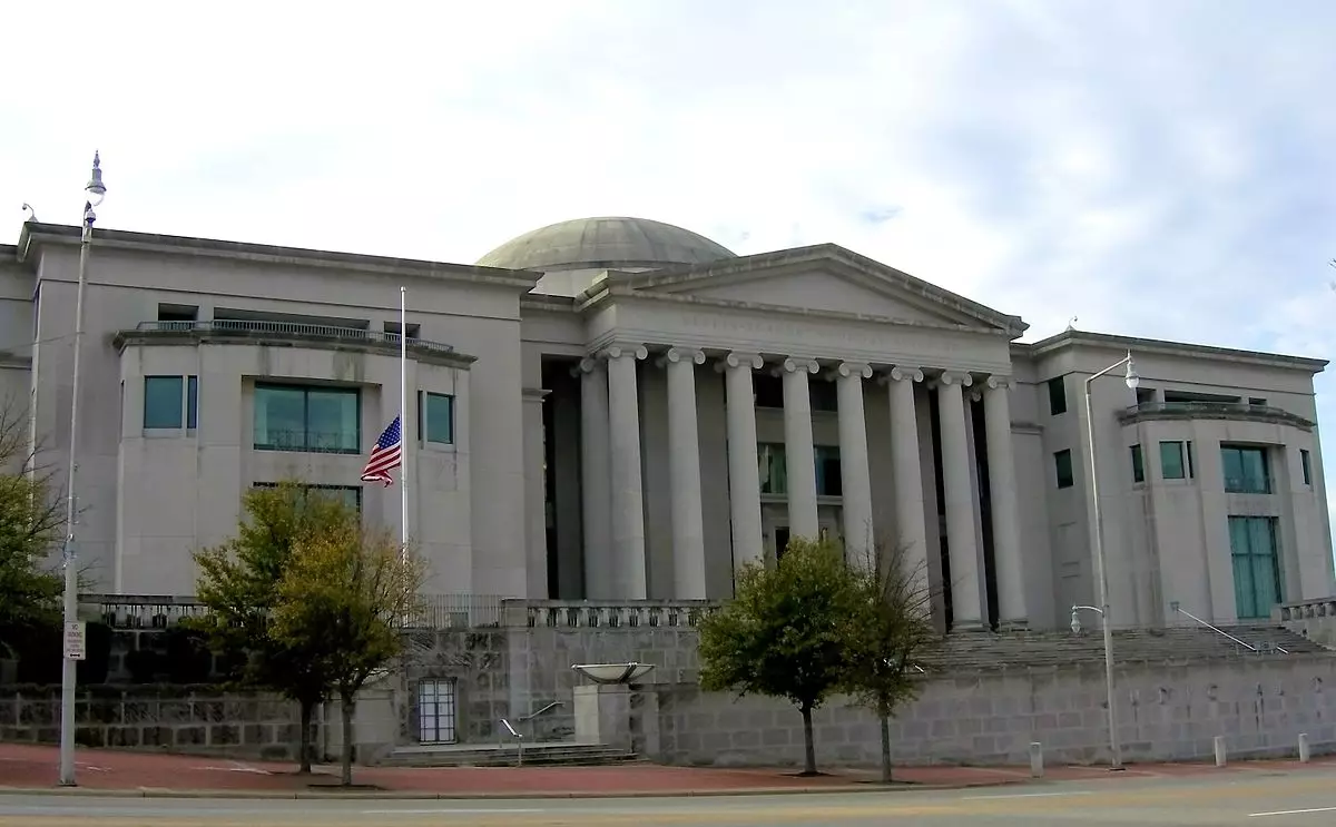 Alabama Supreme Court Building.