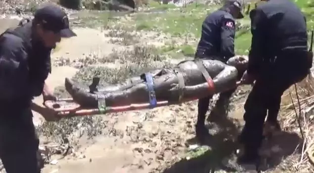 Peruvian Man Found In Lake Seshed So Hard People Assumed He Was Dead