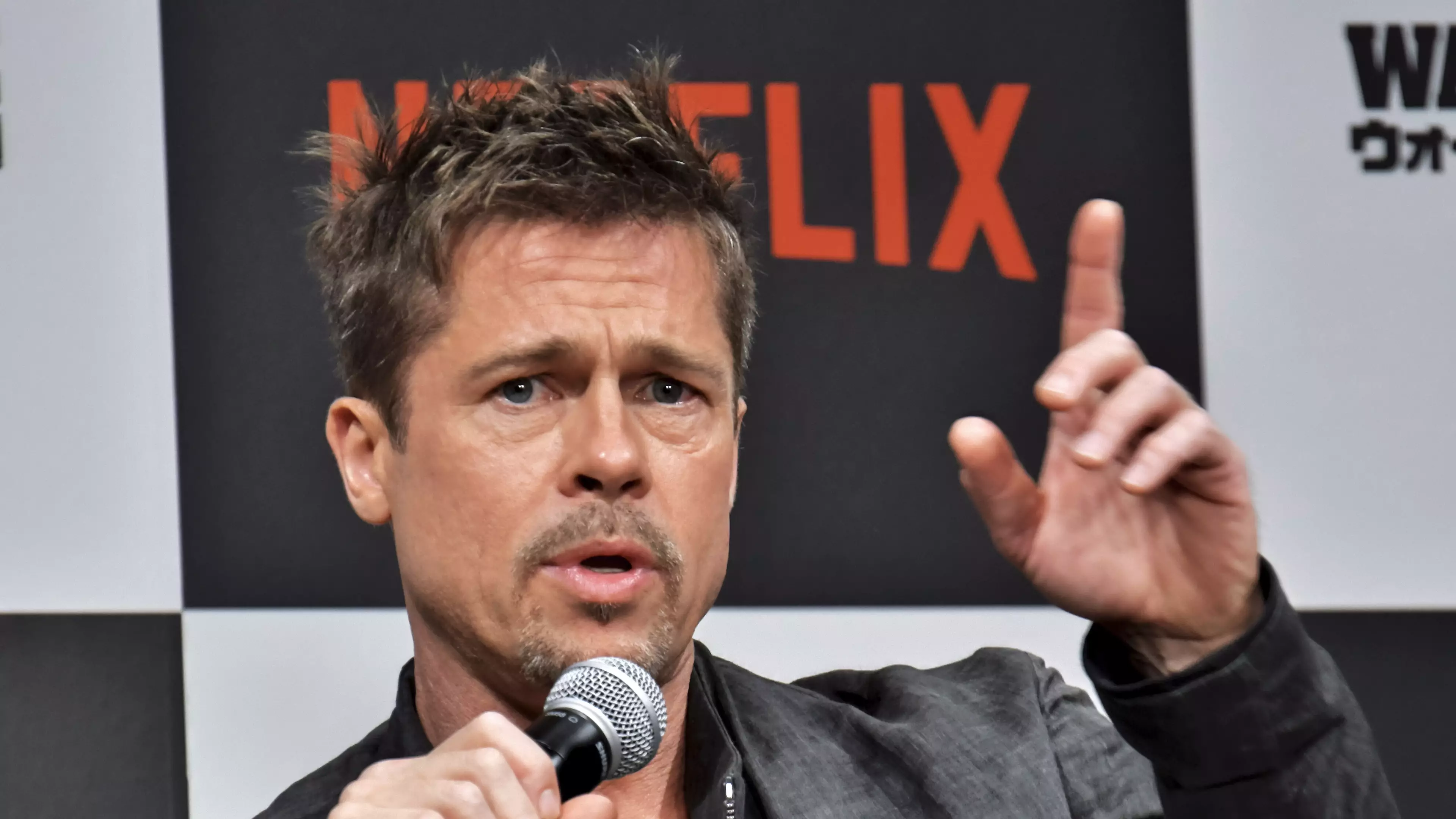 Brad Pitt Reportedly Uses His Real Name When Chatting Up Women 