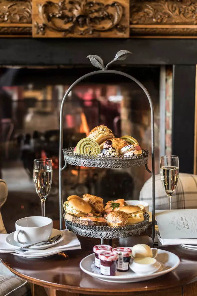 Getting paid to try afternoon tea sounds dreamy to us. (