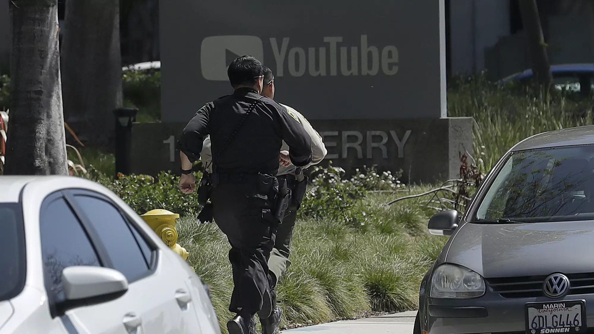Four Shot At YouTube HQ, Female Suspect Dead From 'Self-Inflicted Wound'