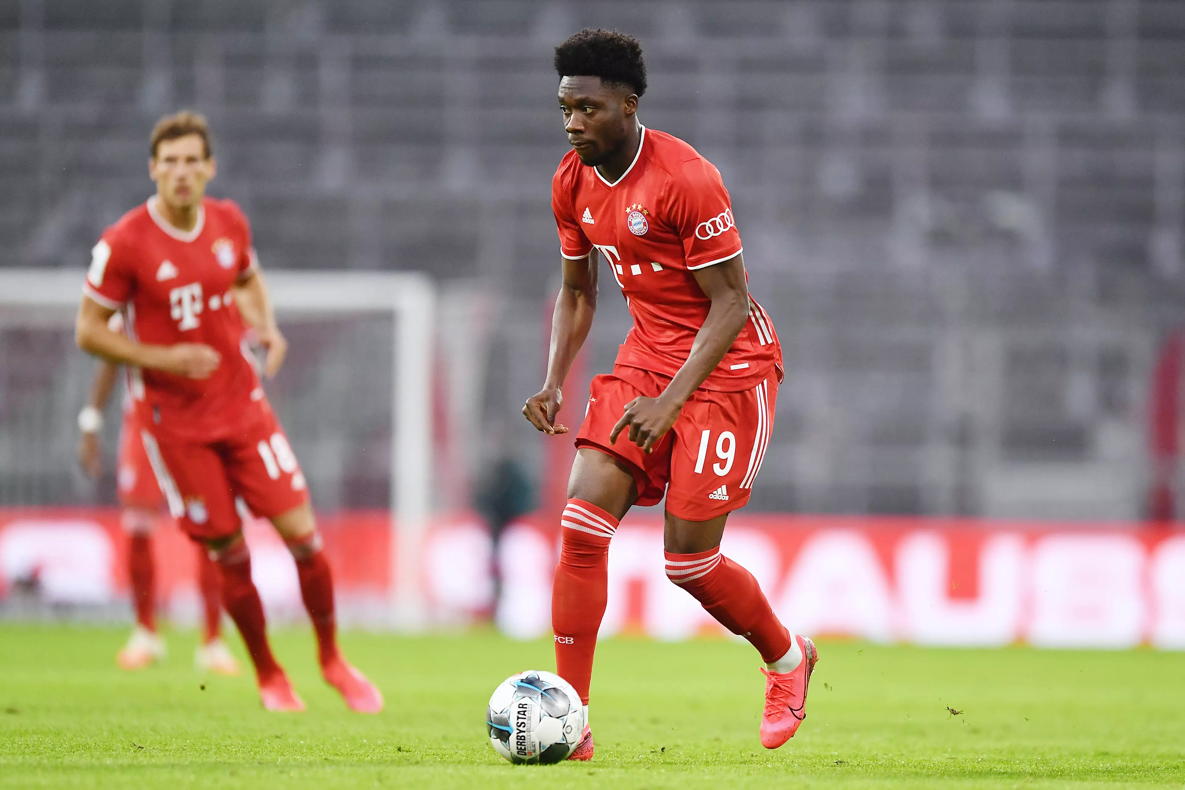 Alphonso Davies has thrived at left-back due to Bayern Munich's injury problems in defence. (Image