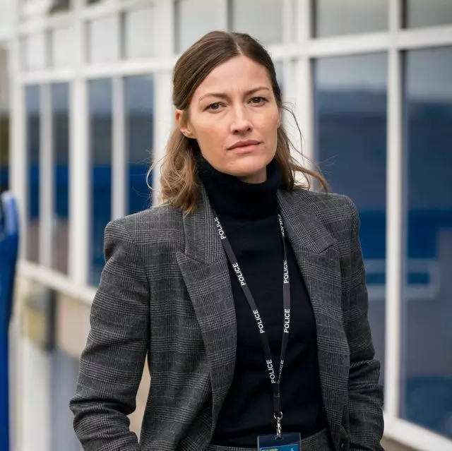The episode revealed Jo Davidson (Kelly Macdonald) is related to Tommy Hunter (