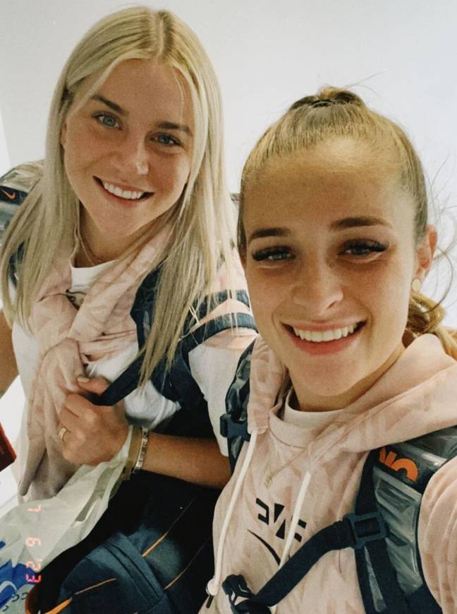 Las excompañeras de club Alicia Russo y Ella Tone contribuyeron a la victoria de Inglaterra por 3-1 sobre Australia.  Crédito: Alessia Russo Instagram/@alessiarusso99