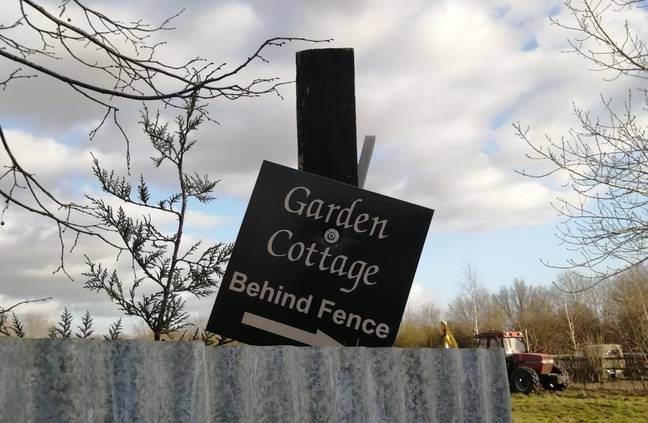 束缚在2015年以60万英镑的价格购买了花园小屋。信贷：SWNS