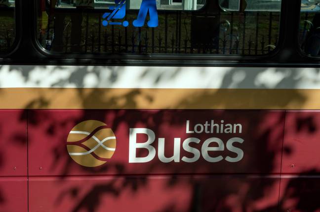 Lothian公共汽车已经发起了调查。学分：SJH摄影/Alamy