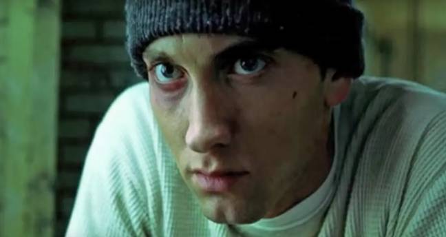 Eminem过去对他清醒的旅程开放。信用：通用图片