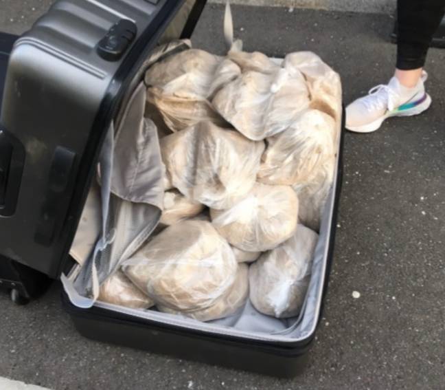 警方从利物浦经销商那里抓住了至少100公斤A级毒品。学分：默西塞德郡警察