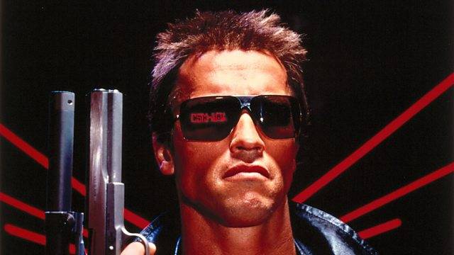 阿诺德·施瓦辛格（Arnold Schwarzenegger）为终结者。信用：派拉蒙图片