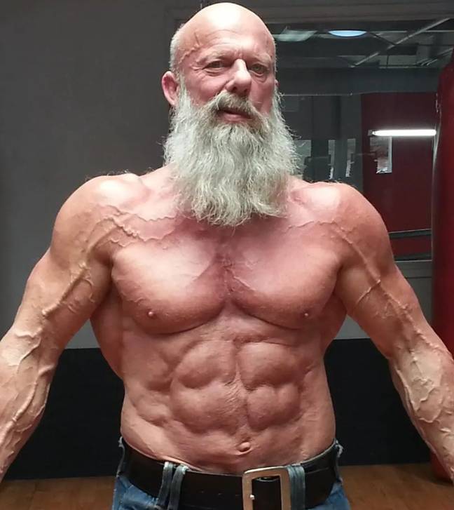爷爷正在启发自己的健身旅程。学分：Instagram / Andreascahling