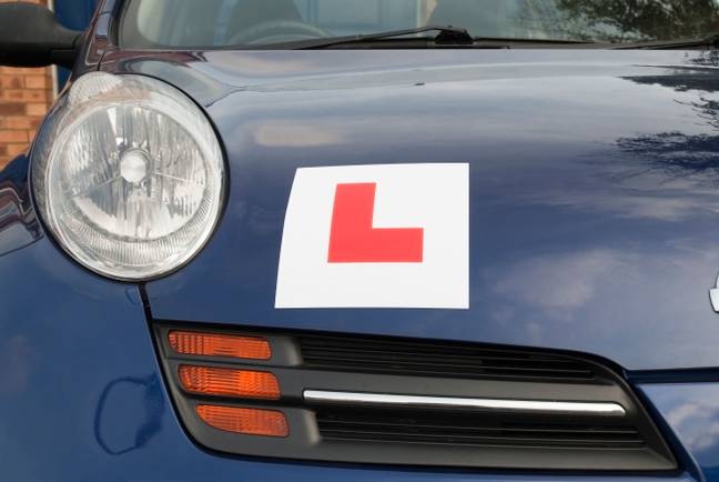 学习者司机可能会遵守更多规则。图片来源：Macana/Alamy Stock Photo