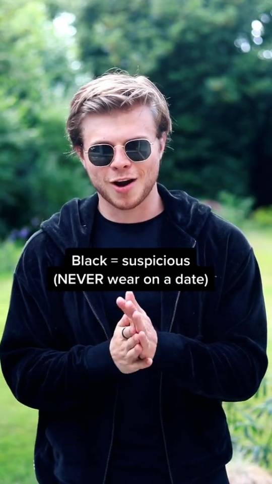 Klymenko说，黑色使某人看起来可疑 - 尤其是约会。学分： @Maxklymenko/tiktok