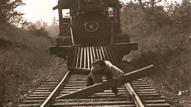 巴斯特·基顿（Buster Keaton）知道自己的出色表现。学分：联合艺术家