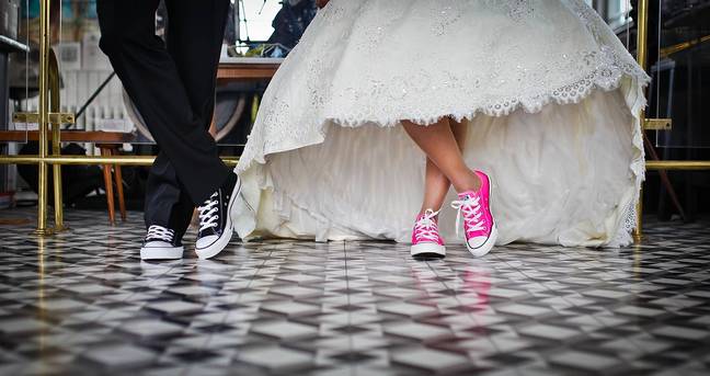 如果您已婚，则可能有资格。图片来源：Pixabay
