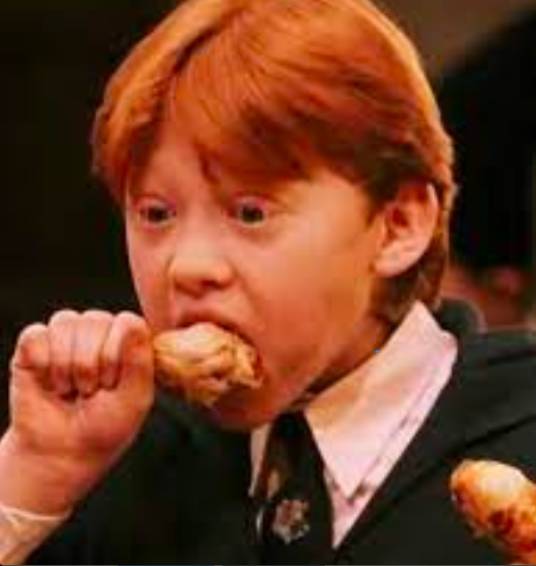 哈利·波特（Harry Potter）的演员被警告不要在桌上吃假食品。信用：华纳兄弟