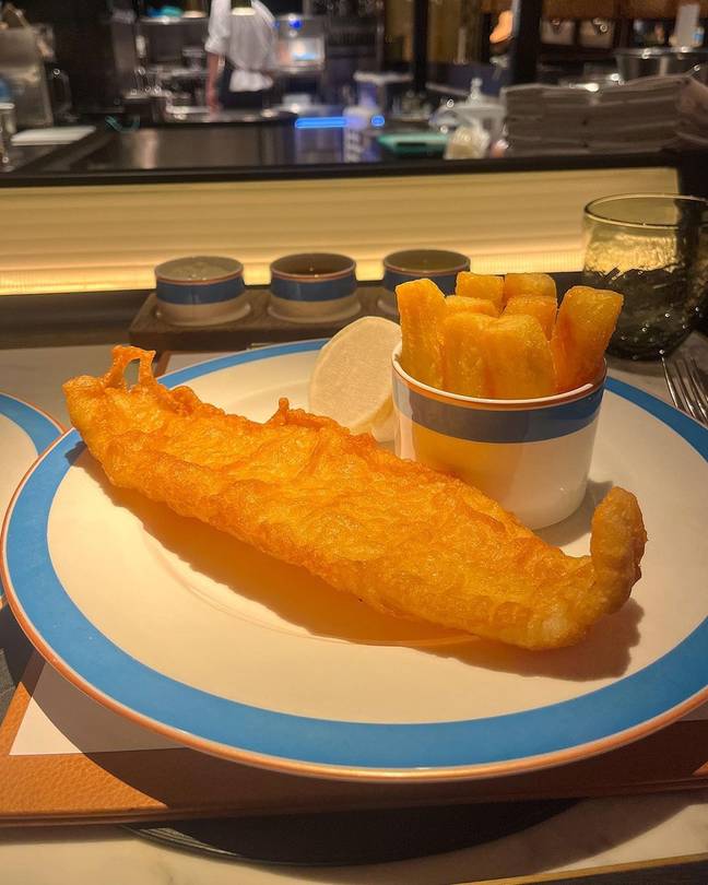 汤姆·克里奇（Tom Kerridge）的鱼和薯条。图片来源： @cheftomkerridge/instagram